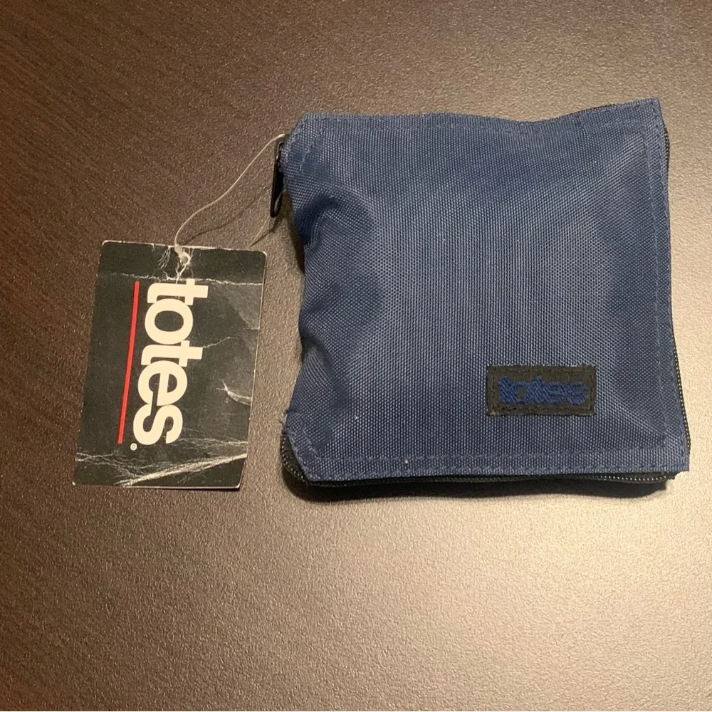TOTES Compact Reusable Bag - Picture 1 of 5
